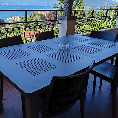Apartament Virgi's Stresa