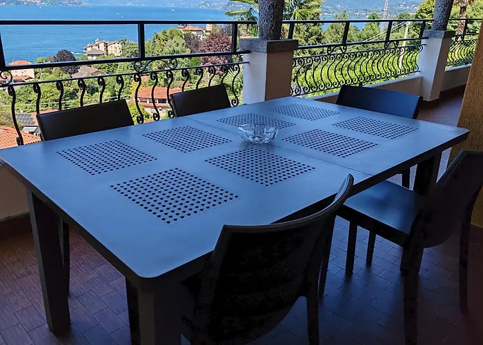 Lägenhet Virgi's Stresa